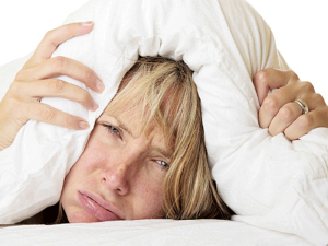 تاثیر خواب روی سلامت پوست و مو | سه تا کالا